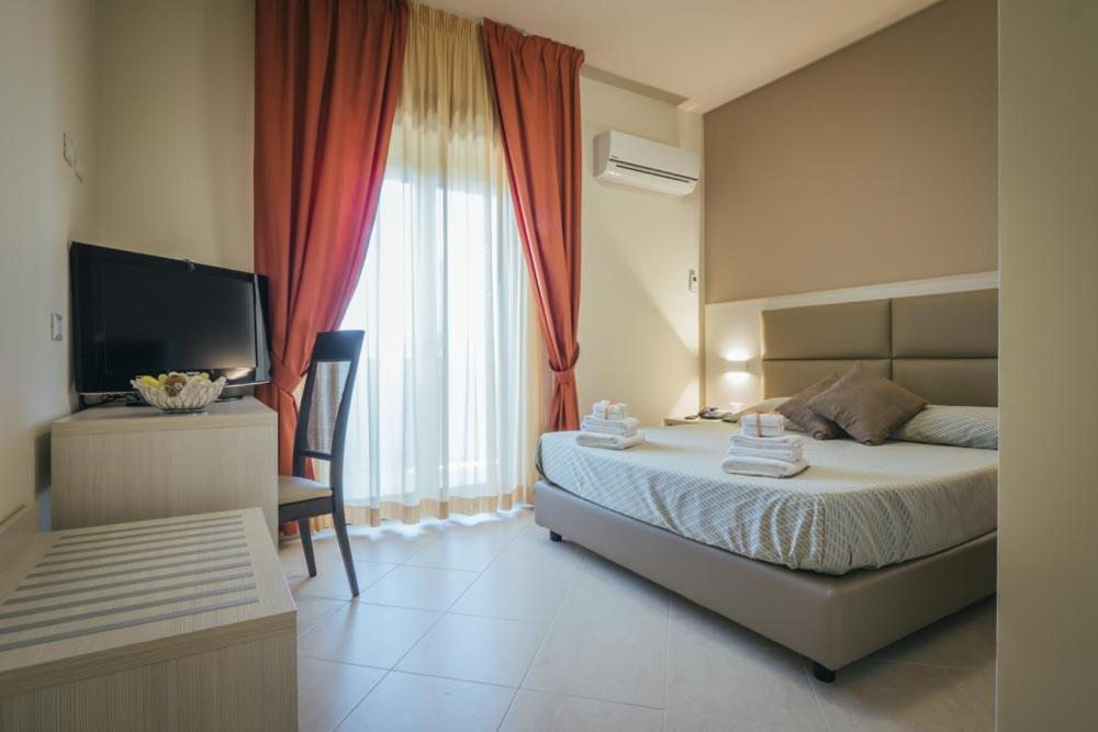 Hotel Costa Azul Balestrate Εξωτερικό φωτογραφία